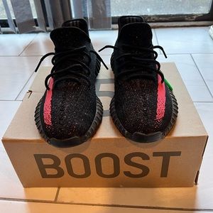 Yeezy Boost 350 V2 Red
